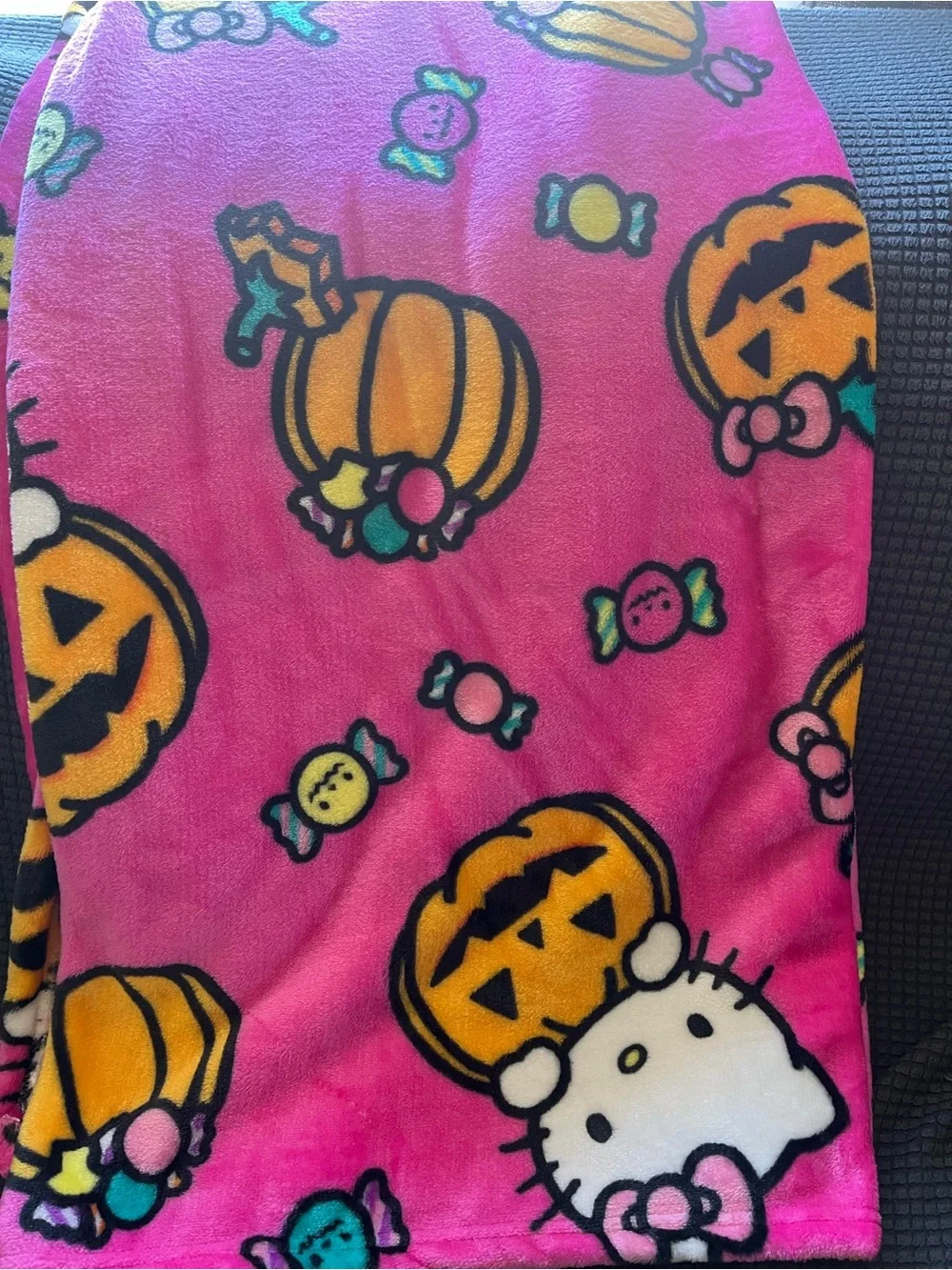 Hello Kitty Pink Pumpkin Pattern Silk Touch Throw